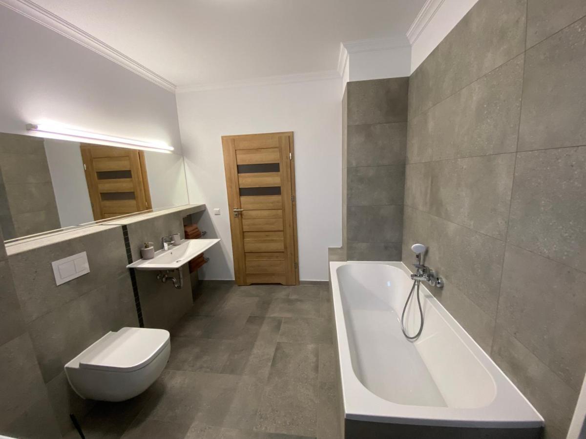 2 Raum Apartment Mit Terrasse, Hell Und Stilvoll Borna Zewnętrze zdjęcie