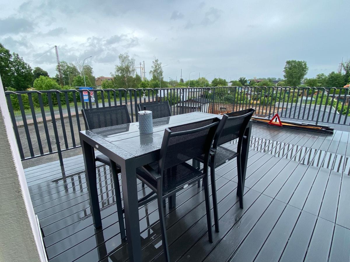 2 Raum Apartment Mit Terrasse, Hell Und Stilvoll Borna Zewnętrze zdjęcie